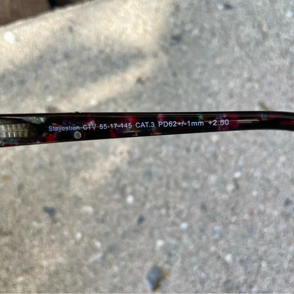 Prive Revaux Women’s Variegated purple black green  Reading Sunglasses - Picture 7 of 10